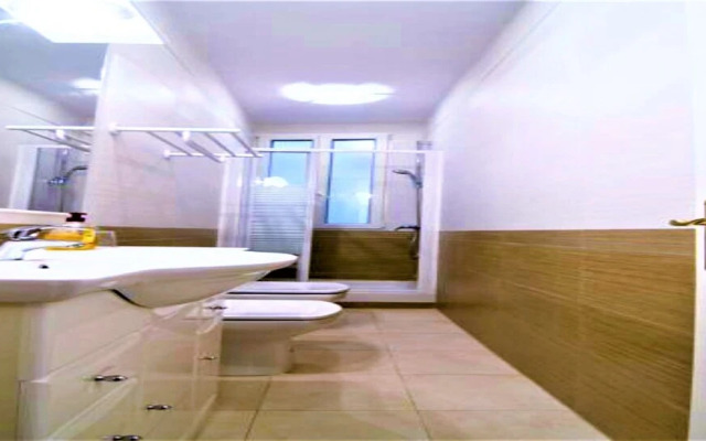 Mc Yolo Apartamento Ronda De Atocha