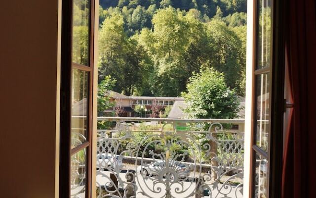 Logement n106 4pers face aux Thermes