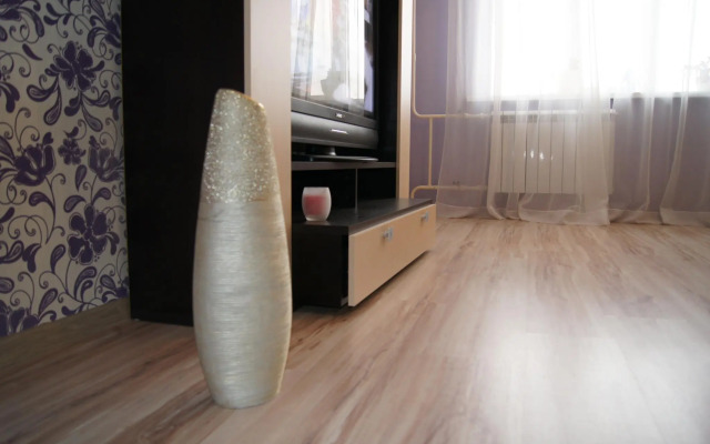 Апартаменты на Луначарского 32