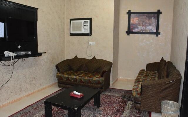 Al Eairy Furnished Apartments Jizan 2