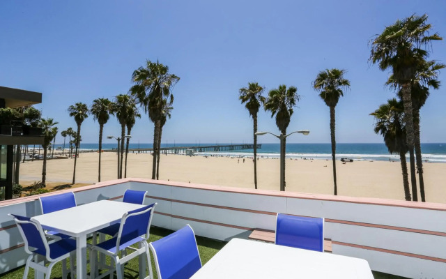 Venice on the Beach Hotel