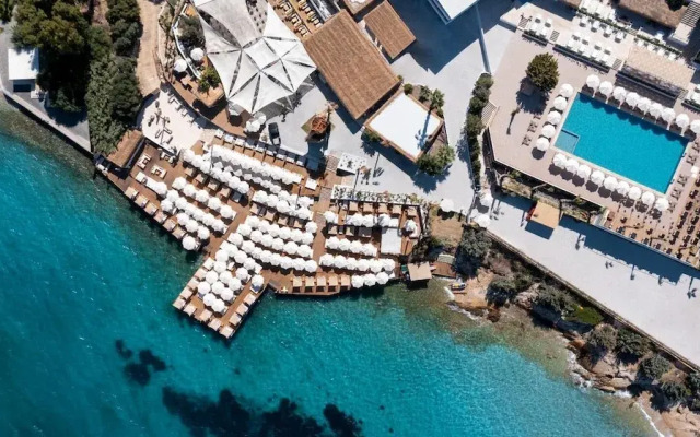 Enki Spinoza Thermal Resort Hotel