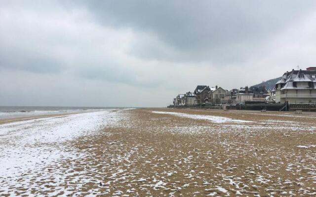SOUPLEX 50m de la plage et des commerces