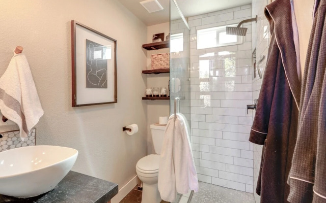 Townhome Near Dtwn Flagstaff: Grill, Golf & Relax!