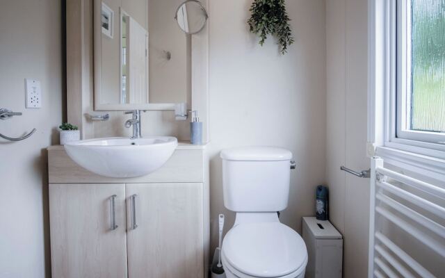 1 Manor Lodge - 3 Bedroom Lodge - Pendine