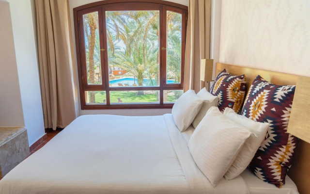 Tamra Beach Resort