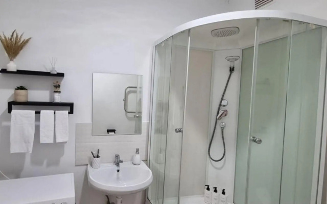 Апартаменты на улице Стрелочников 2