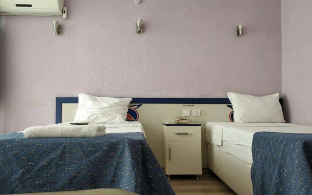 Отель Akkus Hotel