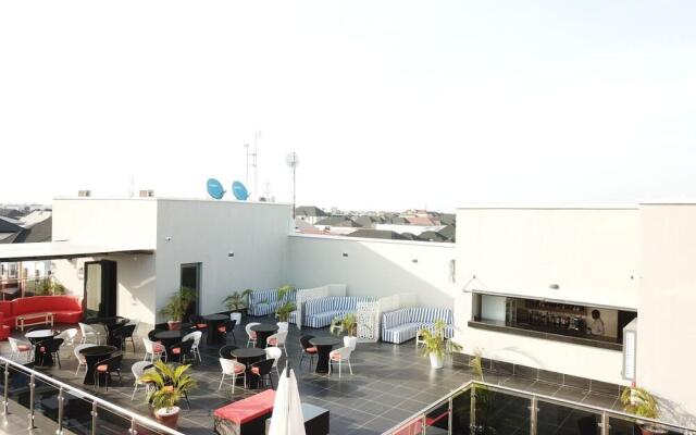 Mayhill Hotel