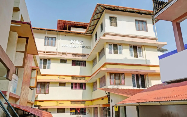 OYO Nas Tourist Home