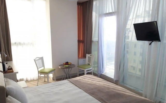 Отель Green Glass