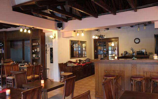 Villa Anthemia