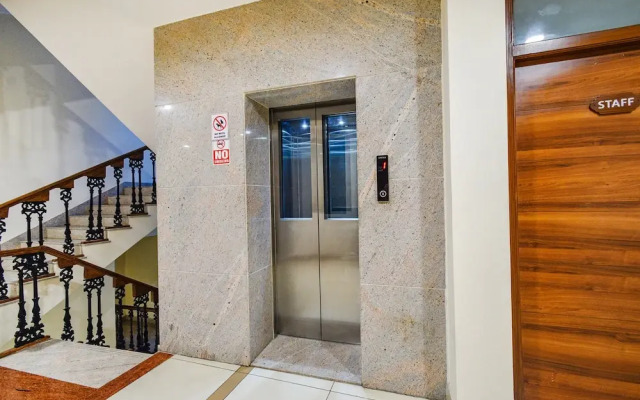 Fabhotel Prime Am Suites