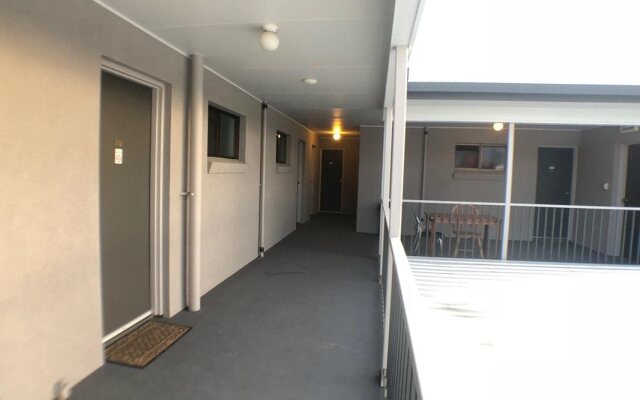 Allan Cunningham Motel