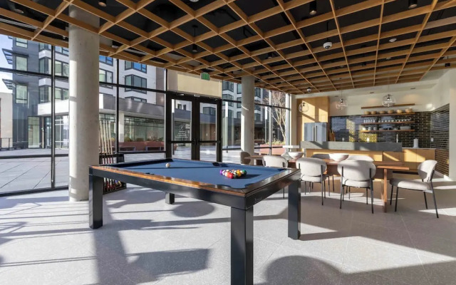 Marina Square Suites