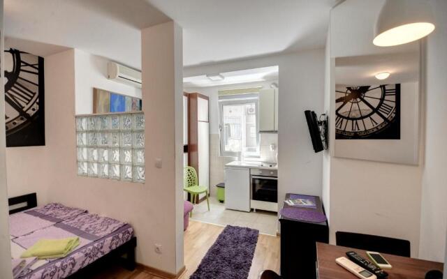 Sekula's City Center Apartment