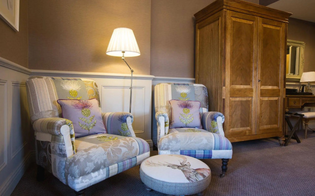 Muckrach Hotel