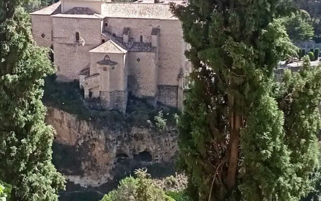 Charming Apartment With Beautiful Views in old Town of Cuenca