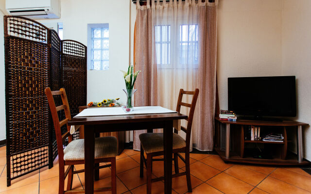 House Sandra