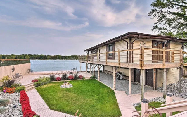 Riverfront Algonac Home w/ Shared Backyard!