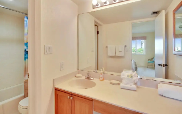 Land's End 7-406 Beach Front - Premier