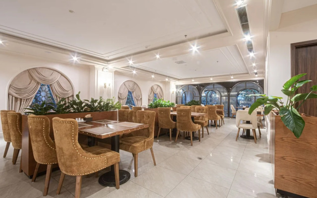 Ostara Hotel & Apartment