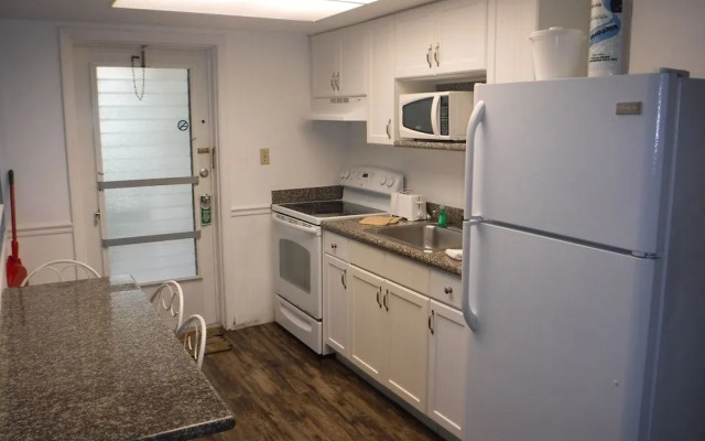 Waterside Inn on the Beach