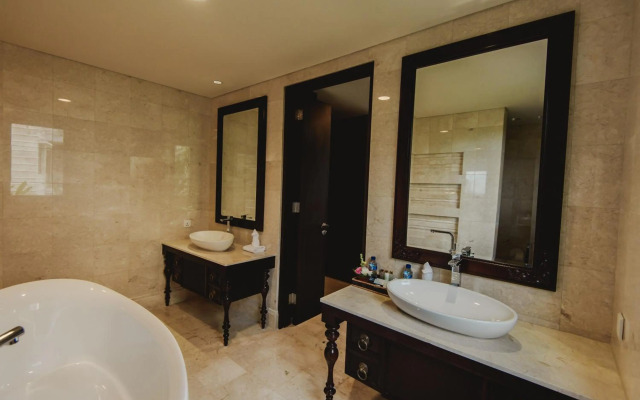 Luxury Apartment at AYANA Residences