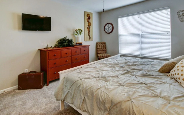 4 Bedroom, Cavonnier Lane