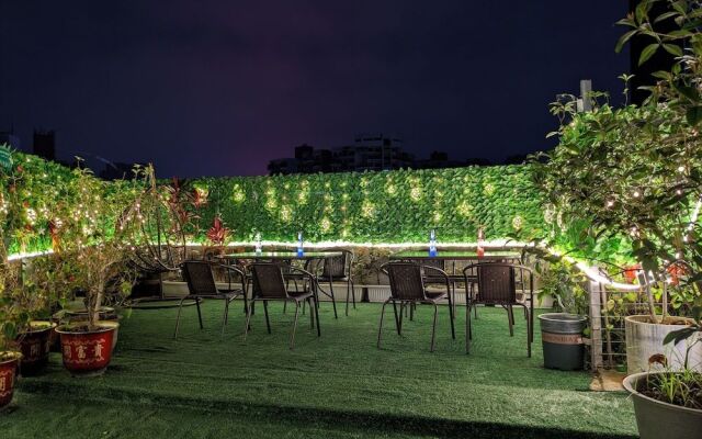 Shenzhen East Railway And Buji Subway Station Ranch Hotel