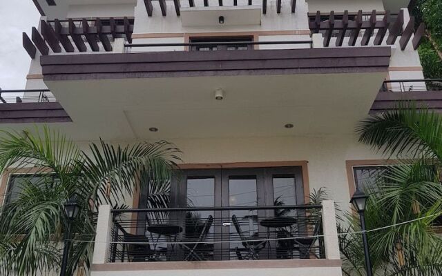 Loft by Country Inn El Nido