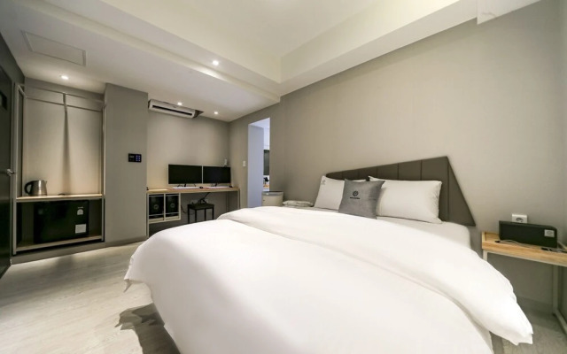 Daegu Suseong-gu Design Hotel Gauzin