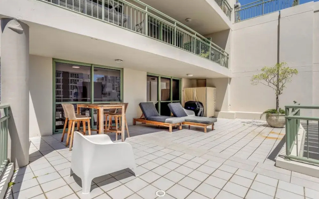 The Meriton on Main Beach