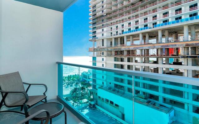 Hallandale 11D
