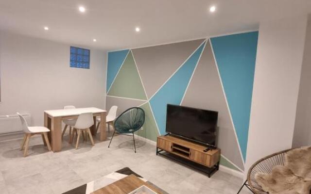 VALSCOSY parking - Activités illégales interdite