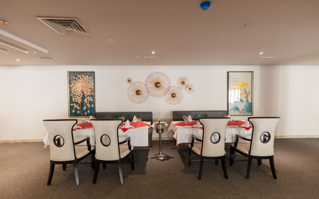 Seven Seas Jolie Bay