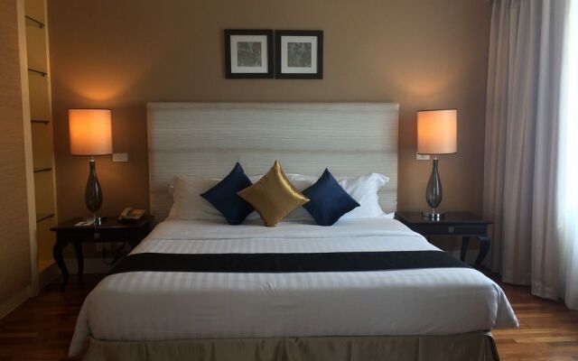 The Duchess Hotel 