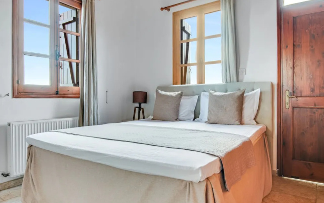 Sanders View - Dreamy 7-bdr Villa With Pool