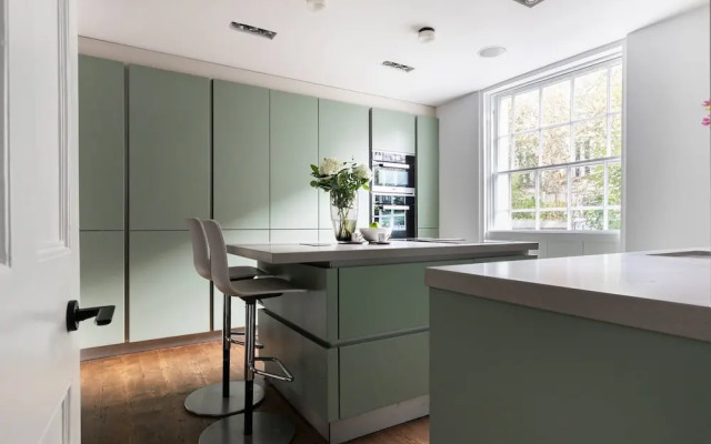 Aubrey Walk by Onefinestay