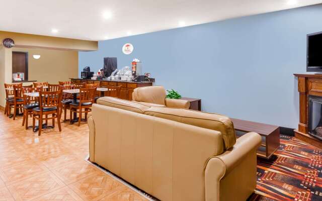 Super 8 by Wyndham Eddyville/Kuttawa