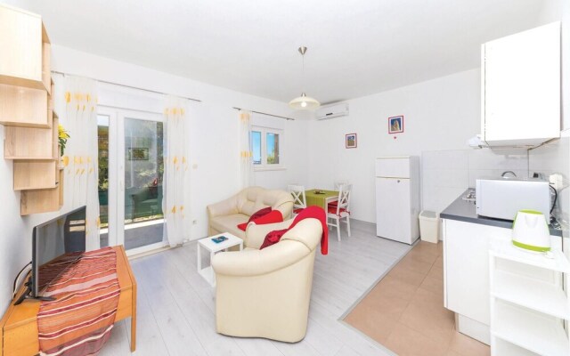 Beautiful Apartment in Trogir With 2 Bedrooms and Wifi