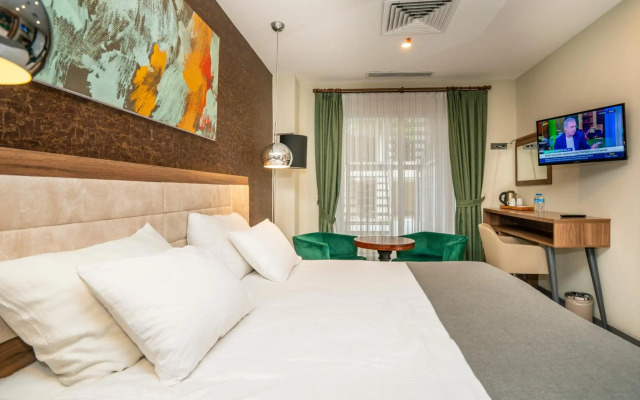 The Gate 30 Suites