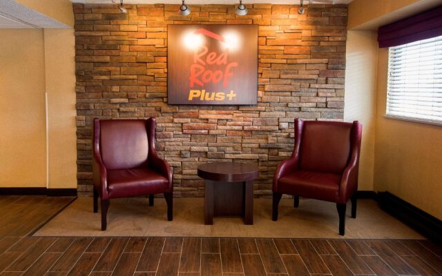 Red Roof Inn PLUS+ Chicago - Naperville