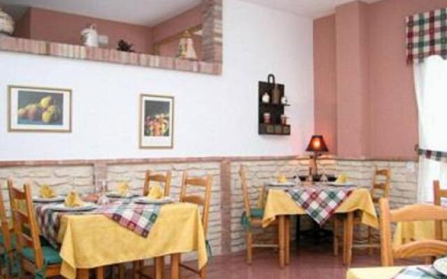 Hostal Restaurante Pinarejo