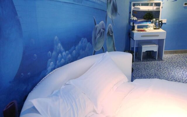 Ainors Hotel
