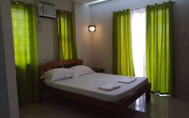 Happy Days Apartelle - Hostel