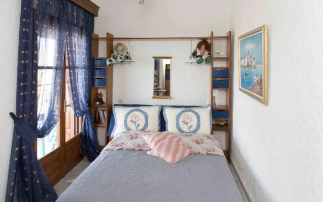 Panoramic sea & mountain view villa