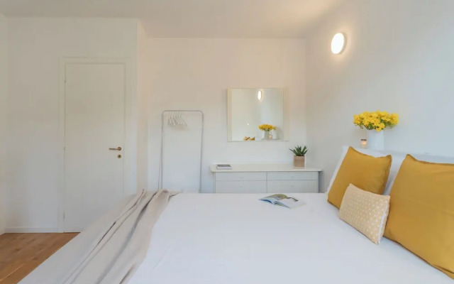 Ponente Balcony & Garden by Rent all Como