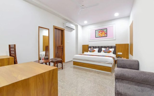Fabhotel Grand Bala
