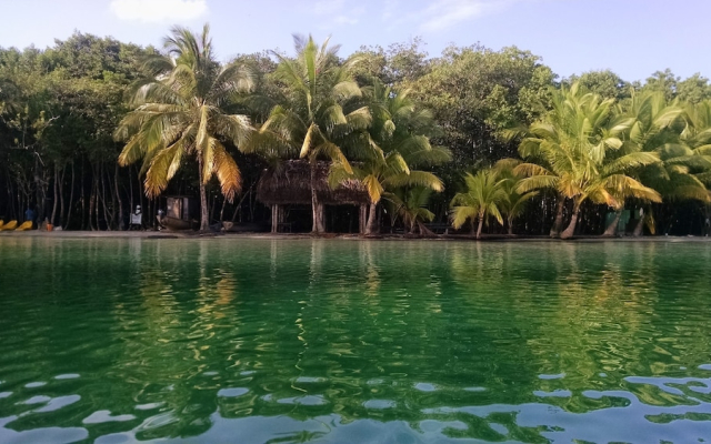 Surf Break at Paunch
